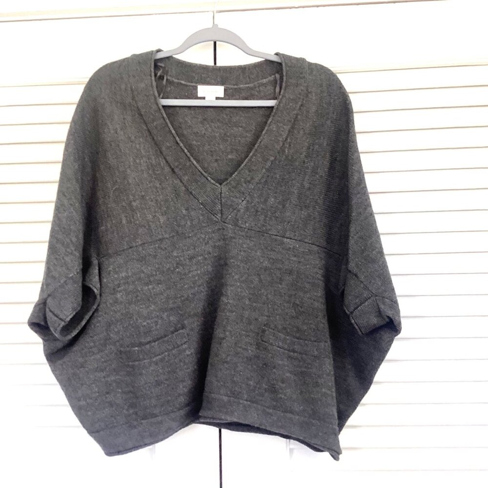 Witchery Womens M/L Charcoal Gray Knit Poncho Sweater With Pockets & V-Neckline